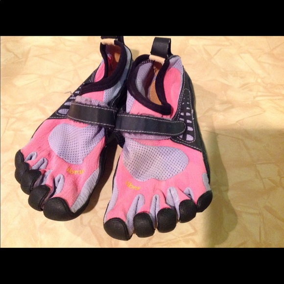 five finger shoes for kids